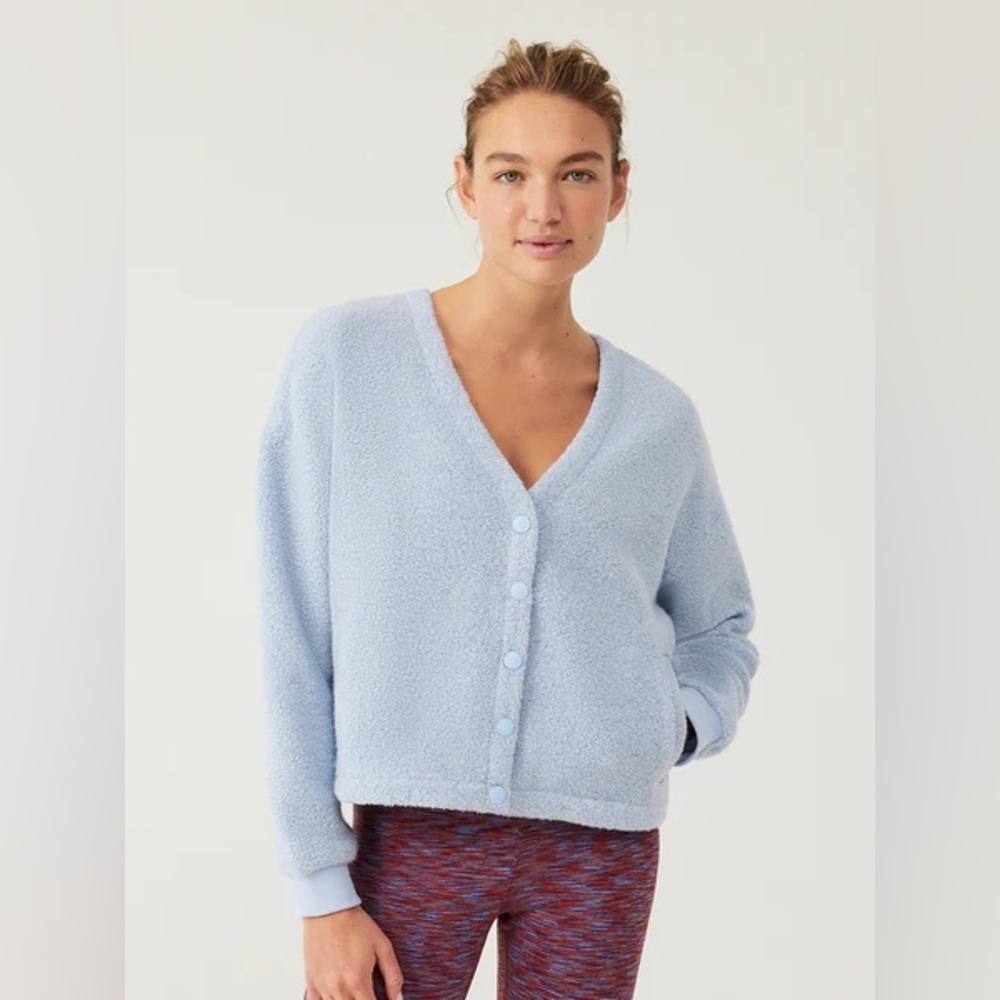 Outdoor Voices Megafleece Cardigan in Bluebell, Size S NWT